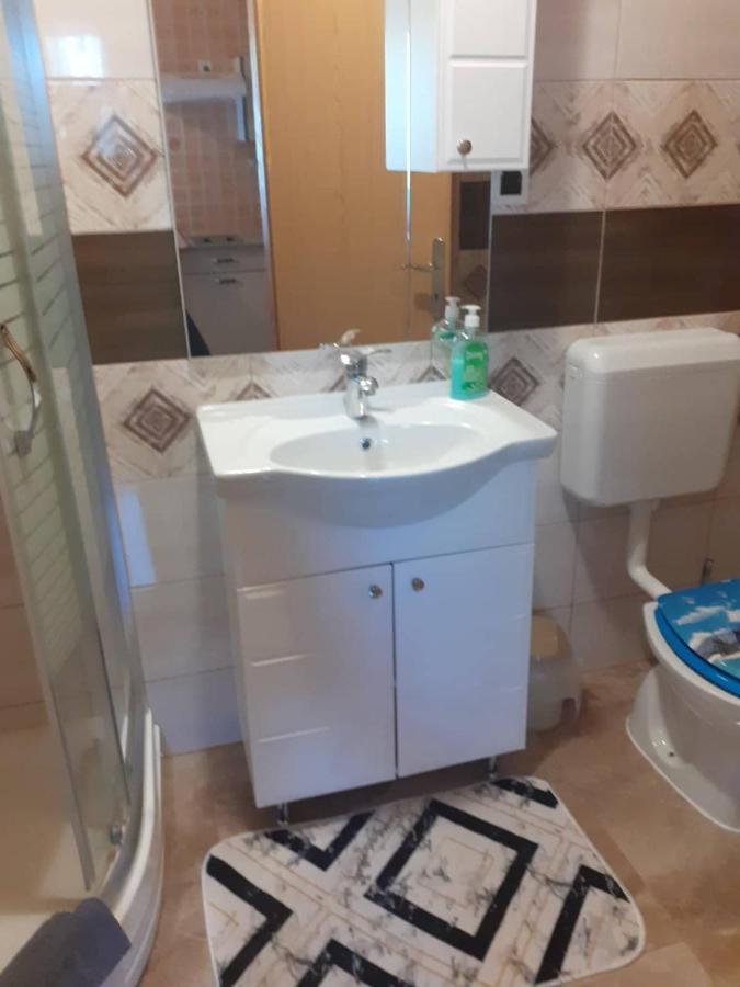 Apartman Marica Rakovica Exterior photo